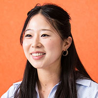 野崎 絵里佳 氏