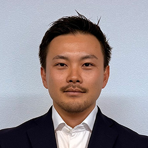 山崎 航平氏