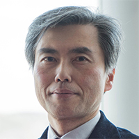西村 秀和 氏