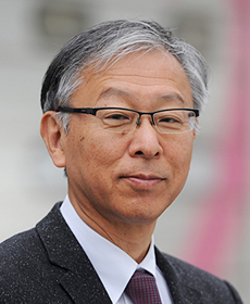 井上 秀雄