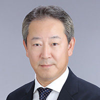 松本 修也 氏