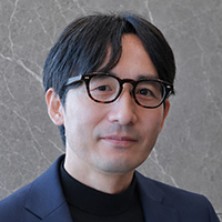 西川 孝典 氏
