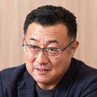 漆島 卓弥 氏