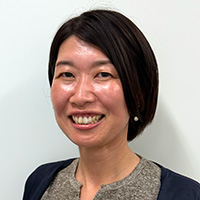 室木 梨沙 氏