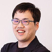 黒飛 達也 氏