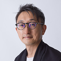 鈴木 雄介 氏