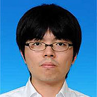 福中 勝博 氏