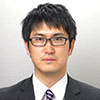 高根 健一 氏