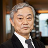 西浦 光一 氏
