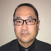田中 博 氏