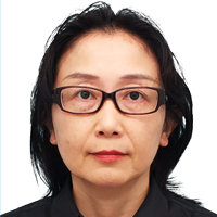 堀内 美穂 氏