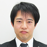 京盛 健一 氏