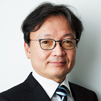 浜田 康 氏