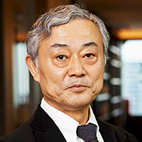 西浦 光一 氏