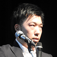 新田 慶 氏