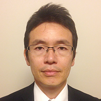 吉井 亨 氏