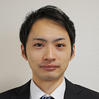 小林 大晃 氏