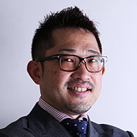 篠田 卓也 氏