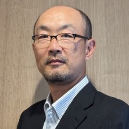 酒田 健 氏