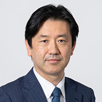 中川 智之 氏