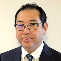 嶺川 隆利 氏
