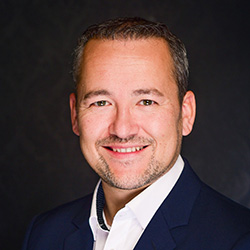 シュテファン・ツィメルマン 氏