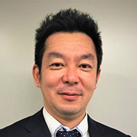 小野崎 勝徳 氏