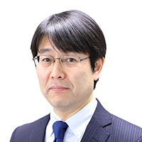 我妻 敏 氏