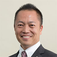 天野 隆 氏