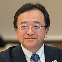渡辺 研司 氏