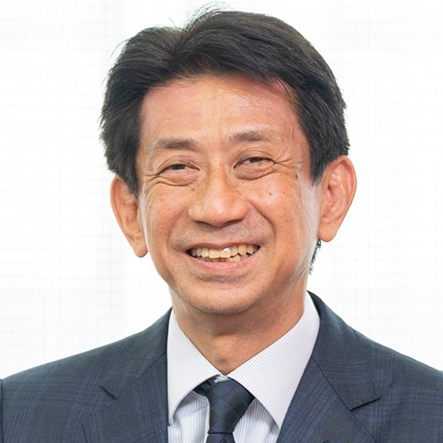内田 忠 氏