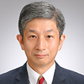 岡 敏樹 氏