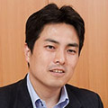 石原 隆行 氏