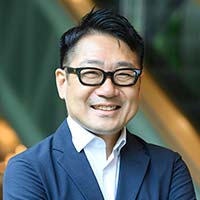岡田 隆太朗 氏