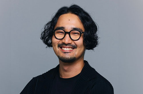 小村 亮 氏