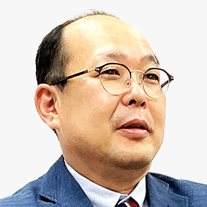 宮崎 英基