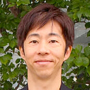 照井 敦
