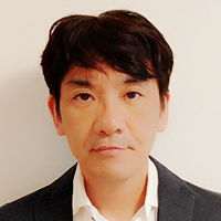 穴瀬 康信