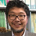 春原 久徳 氏