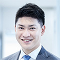 鷲谷 聡之 氏