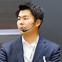 冨井 天夢 氏