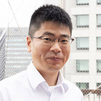 勝間 裕章 氏
