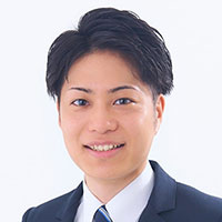 本間 貴大 氏