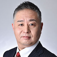 貝應 大介 氏