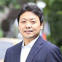 鵜澤 慎一郎 氏