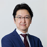 高橋 卓也 氏