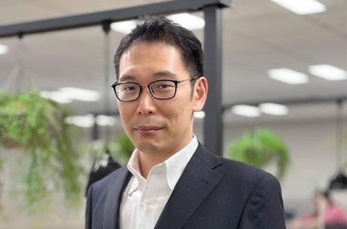 野村 健悟 氏