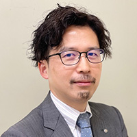 太田 耕平 氏