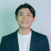 天谷 航平 氏