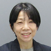 宮崎 陽子 氏